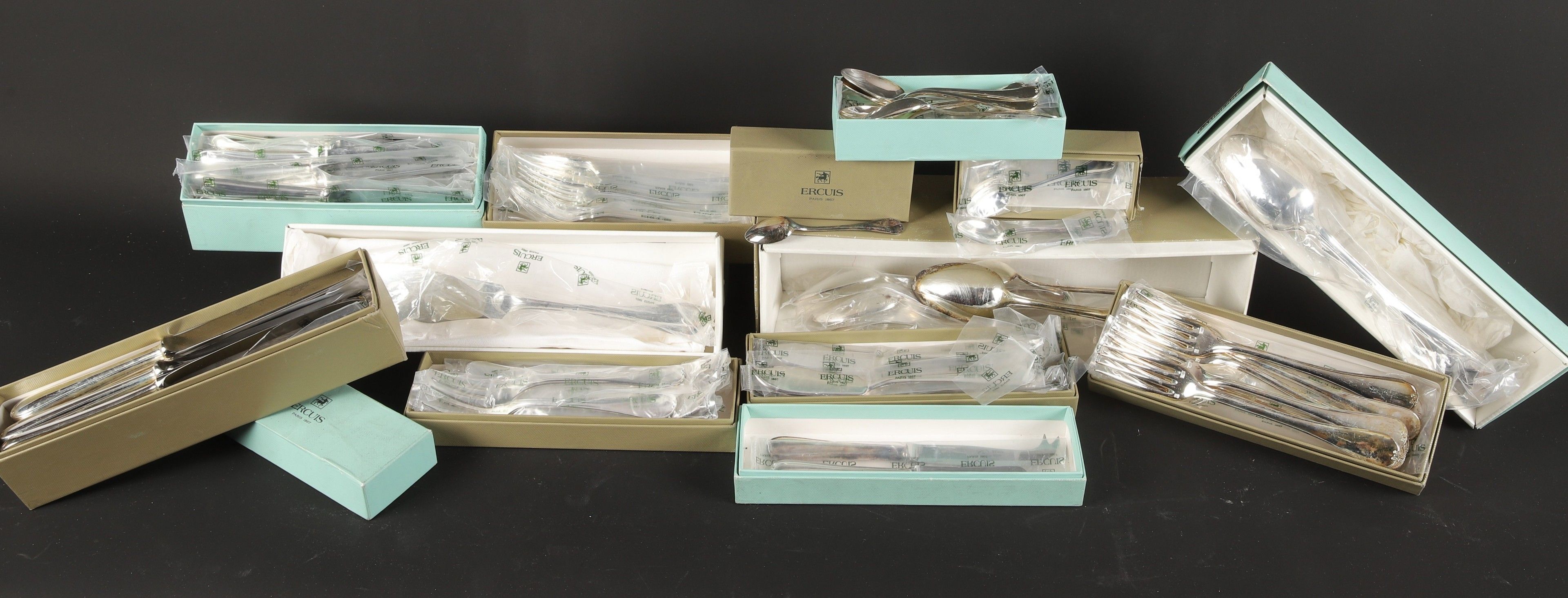 Objets d'art & Curiosités