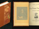 un vieux livre avec l'image d'un homme coiffé d'un chapeau et un livre avec l'image d'un homme coiffé d'un chapeau
