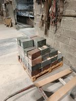 MC GRANIT - M17 – Une palette de vases en granit (photo 3)