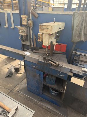 a picture of a machine shop with a lot of tools
