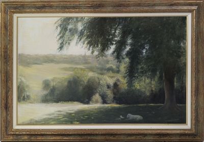 une peinture à l'huile représentant des moutons paissant dans un champ bordé d'arbres