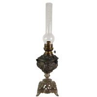 Lampe à pétrole en étain, fin XIXeme début XXeme.