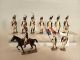 de nombreuses figurines de soldats qui sont exposées