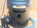 an image of a vacuum that is on a table