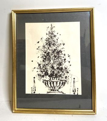 a picture of a picture of a christmas tree in a vase