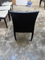 Lot de 4 chaises contemporaines, à structure en bois de coul… (photo 4)