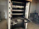 a machine that is sitting in the middle of a room