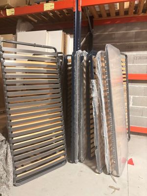 MATELAS : 1 matelas DUVIVIER, 2 matelas simples 80 x 200 cm,… - Photo 1