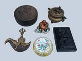 a lot of items that are sitting on a table