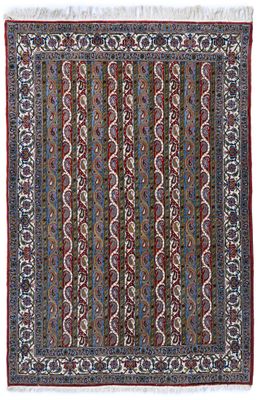 un tapis rouge et bleu à motifs
