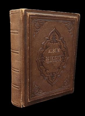 Dans un livre marqué "Album Religieux" : ensemble d'environ …