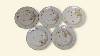 GIEN FRANCE Suite de 5 assiettes creuses en faïence à décor …