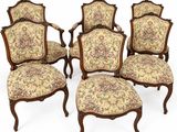 lot de six fauteuils en noyer sculpté de style Louis XV