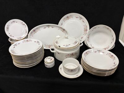 THUN, Tchécoslovaquie - Service de table en porcelaine à déc…