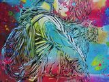 un tableau représentant un couple en train de s'embrasser devant un fond coloré