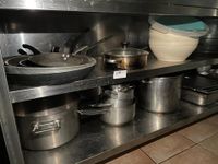 Lot de poêles, casseroles, faitouts, bacs gastro, saladiers,… (photo 2)
