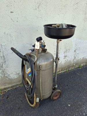 an image of a propanent with a pot on top of it