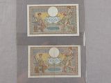 deux feuilles de papier sur lesquelles figurent les portraits d'un homme et d'une femme