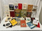 un grand nombre de livres posés sur une table