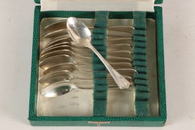 a box with a set of silver spoons and spoon spoons in it
