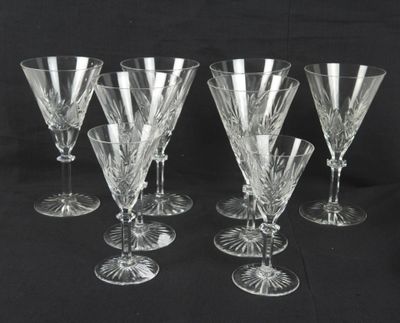 VAL SAINT LAMBERT : Partie de service en cristal taillé modè…