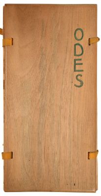 une image représentant un livre en bois sur lequel est inscrit le mot « oddies »
