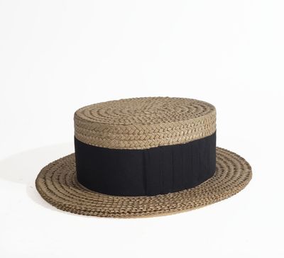 a picture of a straw hat with a black band