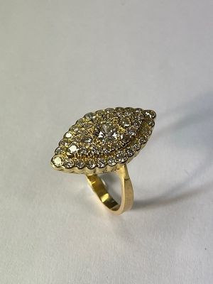 Belle bague marquise or jaune et diamants 8.