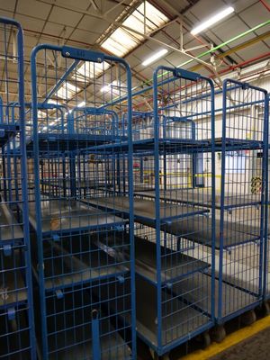 UN Ensemble DE 6 Chariots Metal Bleu 4 Niveaux 130 X 54 X 2O…