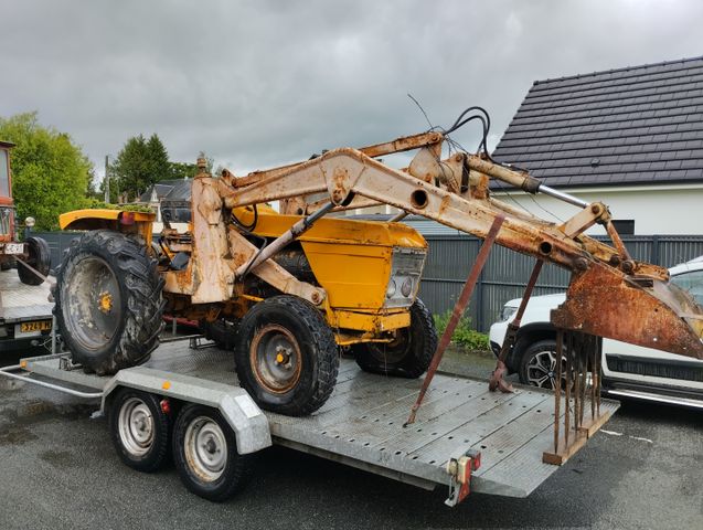 Tracteur agricole (succession des domaines) Renault R7256, immatr...