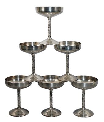 FAMIPA, Prizren - Suite de 6 COUPES sur pied en inox, hauteu…