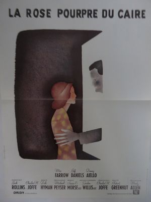 Affiche française du film « La rose pourrie du carré », représentant une femme en robe jaune