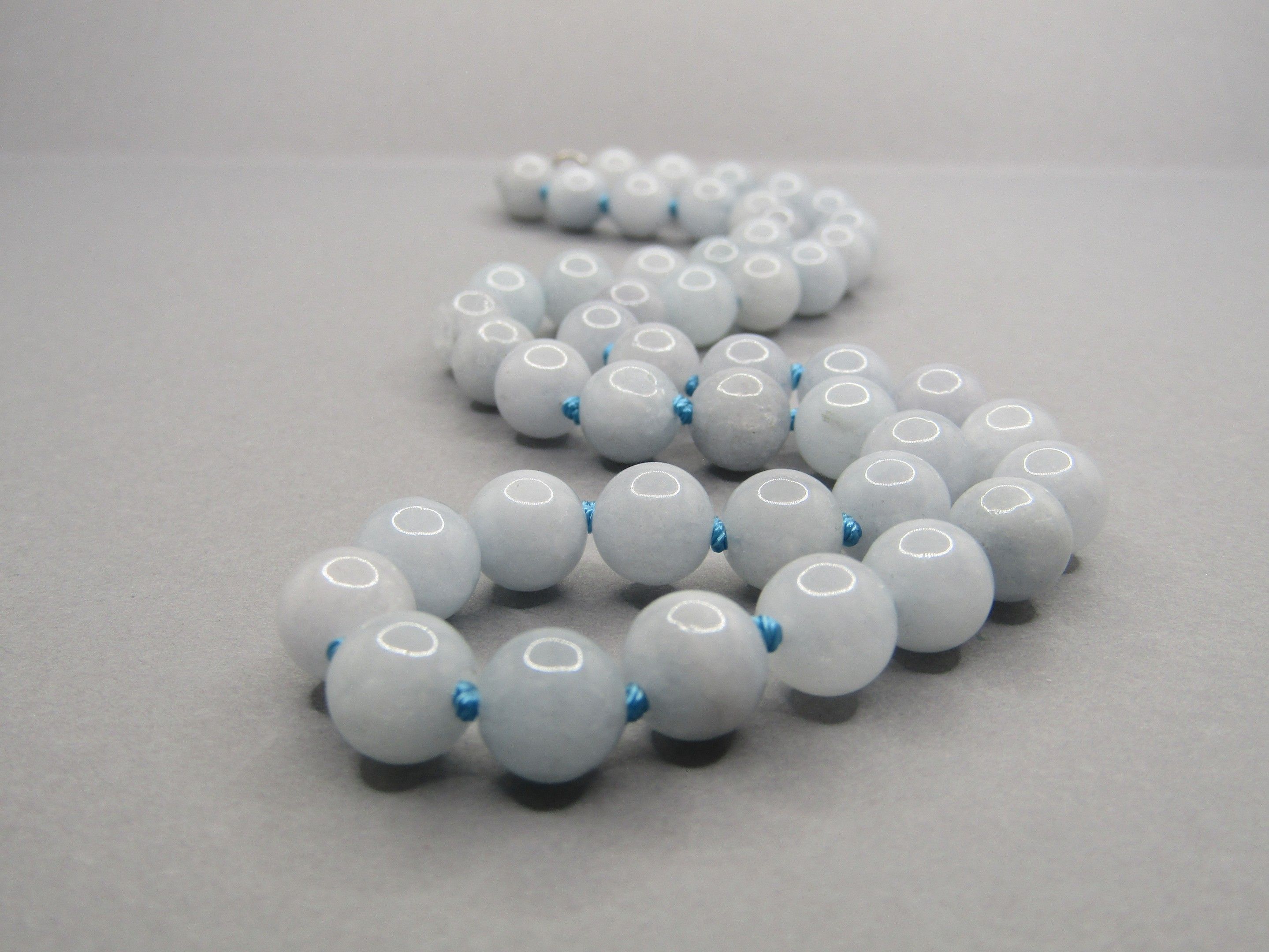 Bijoux & Pierres Précieuses