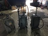 deux valises qui se trouvent dans un garage