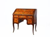une image représentant un petit bureau en bois muni de tiroirs