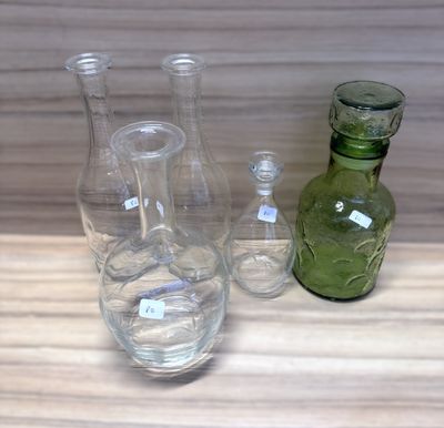 2 Carafes en cristal taillé + 2 Carafes en verre + carafe ve…