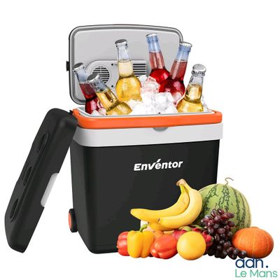 une photo d'une glacière remplie de nombreux fruits et de boissons