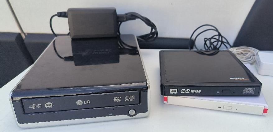 Lot de 3 lecteur-graveur DVD externe, comprenant 1 unité de …