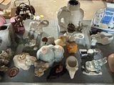 a lot of stuff on the table in the room