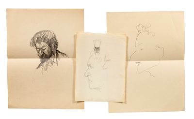 trois dessins représentant un homme et une femme sur une feuille de papier