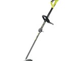 une débroussailleuse filaire Greenworks avec une poignée jaune