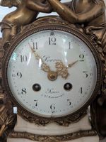 Pendule en bronze doré et marbre blanc "Femme et amour avec … (photo 3)