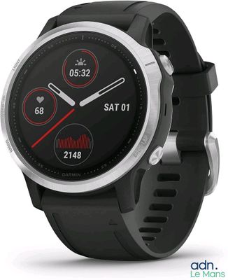 La Garmin est une montre connectée équipée d'un capteur de fréquence cardiaque