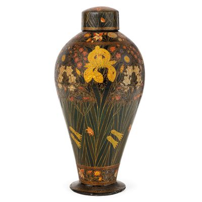 Paire DE Vases À Couvercle EN Papier MÂCHÉ, 19e SIÈCle