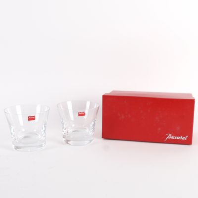 PAIRE DE VERRES, BACCARAT Verres en cristal, estampille et s…