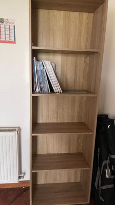 Lot dont : -1 étagère haute en stratifié faux bois