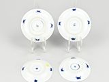 a set of three porcelain dishes and two saucers, 20th century