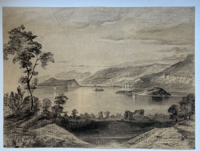 un dessin en noir et blanc représentant un lac et des montagnes