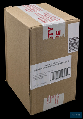 une boîte en carton sur laquelle figure un code-barres
