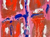 une peinture abstraite dans les tons de rouge, blanc et bleu sur fond rose